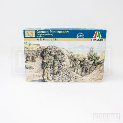 Italeri WWII German Paratroopers - Tropical 1/72 scale