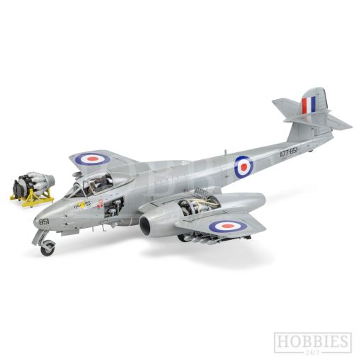 Airfix Gloster Meteor F8 Korea 1/48 Scale Picture 4