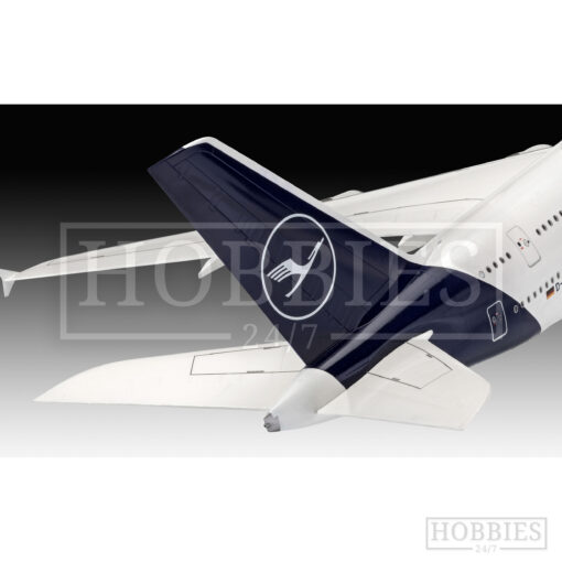 Revell Airbus A380-800 1/144 Scale Picture 4