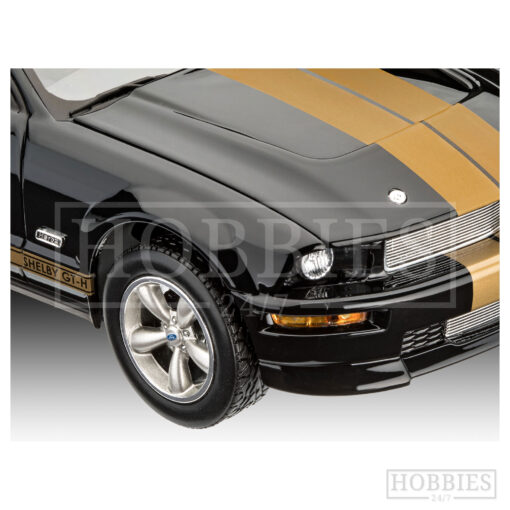Revell 2006 Ford Shelby GT-H 1/25 Scale Picture 5