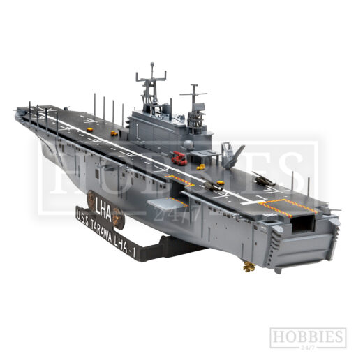 Revell Assault Ship USS Tarawa Lha-1 1/720 Scale Picture 2
