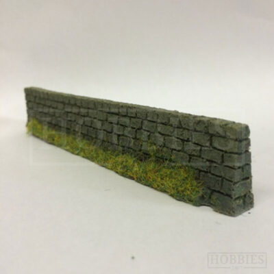 Javis OO Gauge Light Brown Garden Wall Damaged