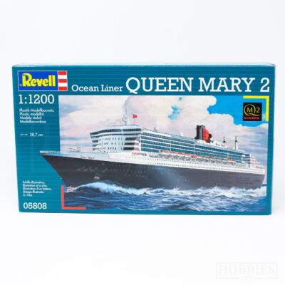Revell Queen Mary 2 1/1200 Scale