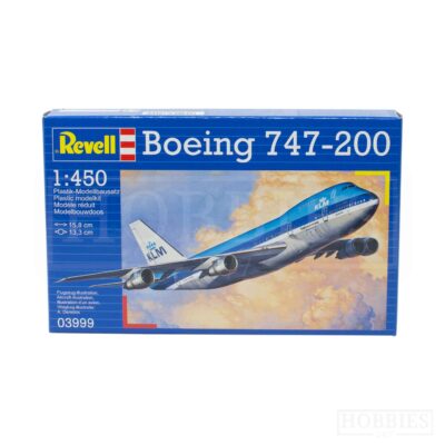 Revell Boeing 747-200 Revell Air Canada 1/350 Scale