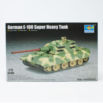 Trumpeter German E-100 Super Heavy Tank 1/72 Scale Tank