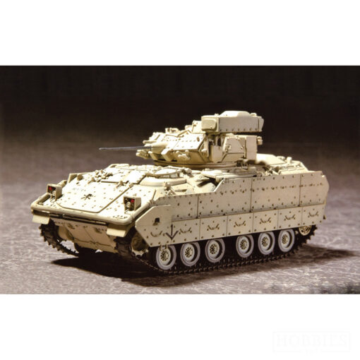 Trumpeter M2A2 Bradley Fighting Vehicle 1/72 Scale Tank Picture 3
