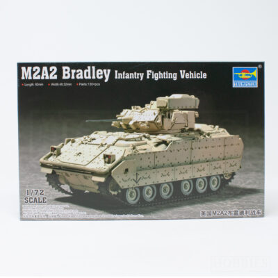 Trumpeter M2A2 Bradley Fighting Vehicle 1/72 Scale Tank